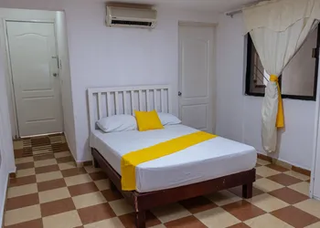 OYO Hotel Marías,Aeropuerto Internacional de Chetumal hotel thumbnail 5