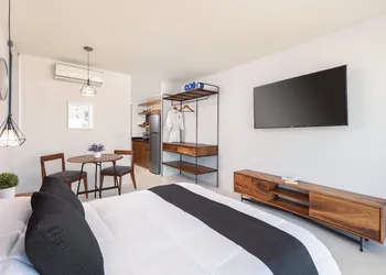 Boho Lofts & Studios hotel thumbnail 8