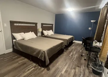 Alpha Inn hotel thumbnail 3