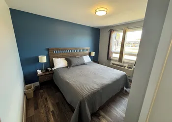 Alpha Inn hotel thumbnail 7