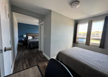 Alpha Inn hotel thumbnail 8
