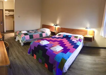 Naramata Centre hotel thumbnail 7