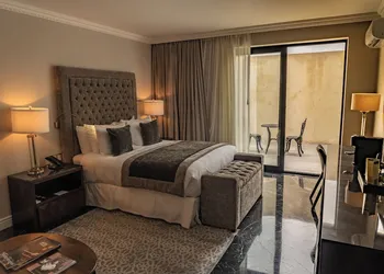 Hotel Plaza 79 hotel thumbnail 8