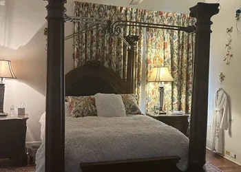 Happy Place BnB hotel thumbnail 5