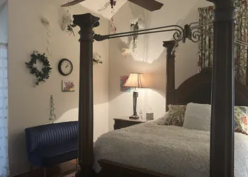 Happy Place BnB hotel thumbnail 6