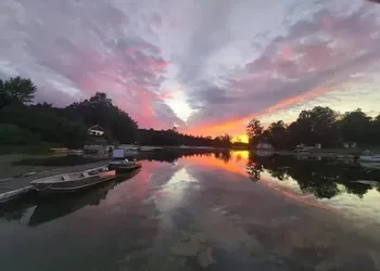 Sunny Acres Resort and Marina hotel thumbnail 6