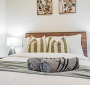 RS Boutique Suites - Fort York hotel detail image 7