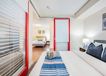 RS Boutique Suites - Fort York hotel thumbnail 8