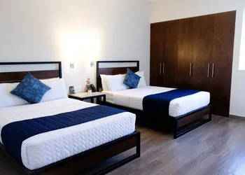 Hotel Refugio hotel thumbnail 8