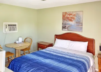 Sunny Motel hotel thumbnail 4