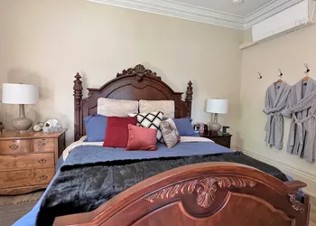 The Saucy Willow Inn and Cottages hotel thumbnail 3