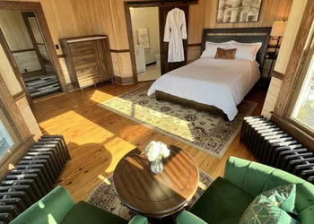 Monterey Inn hotel thumbnail 4