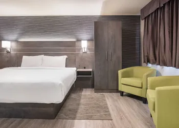 Glengarry Extended Stays hotel thumbnail 3