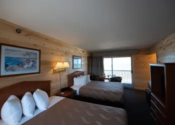 Blue Water Beachfront Hotel & Waterpark hotel thumbnail 3