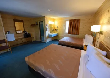 Blue Water Beachfront Hotel & Waterpark hotel thumbnail 5