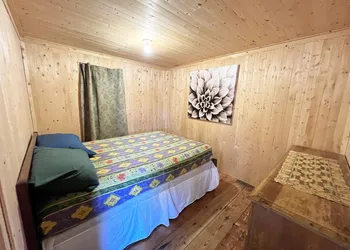 Lake Onaping Lodge hotel thumbnail 6