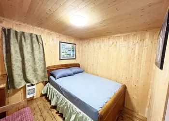 Lake Onaping Lodge hotel thumbnail 7