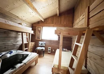 Lake Onaping Lodge hotel thumbnail 8