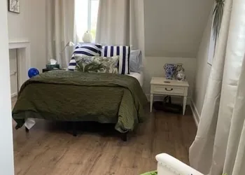 Over the Top B&B hotel thumbnail 3