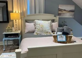 Over the Top B&B hotel thumbnail 5