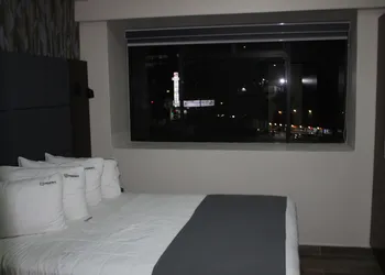 Mision 11 hotel thumbnail 7