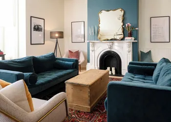 The August House hotel thumbnail 4