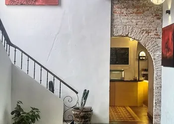 Casa Maka hotel thumbnail 2