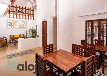 Vica Guest House hotel thumbnail 2