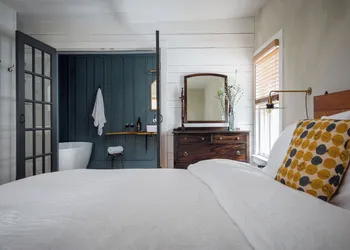 Howland House hotel thumbnail 2