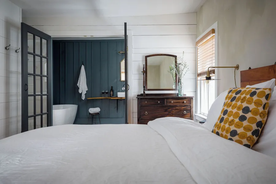 Howland House hotel detail image 2