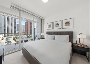 Level Chicago Fulton Market hotel thumbnail 6