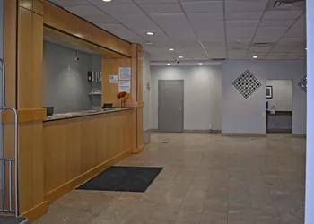 Quality Inn & Suites East Syracuse - Carrier Circle hotel thumbnail 2