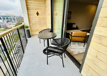 Motif on Nashville's Music Row hotel thumbnail 8