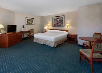 Travelodge by Wyndham Amherst hotel thumbnail 5