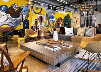 Moxy Omaha Downtown hotel thumbnail 2