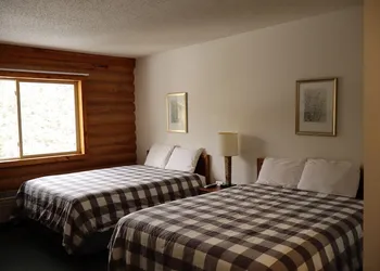 Bear Lodge Resort hotel thumbnail 8