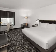 La Quinta Inn & Suites by Wyndham Austin Parmer/Tech Ridge hotel detail image 7