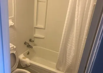 The Grand Motel Inn and Suite Louisville hotel thumbnail 8