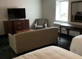 Elker Inn & Suites hotel thumbnail 6