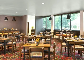 ANZ Hotels Scranton hotel thumbnail 4