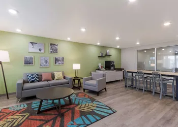 Woodspring Suites Chandler Airport hotel thumbnail 2