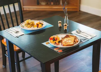 Iron Horse Inn Bed & Breakfast hotel thumbnail 2