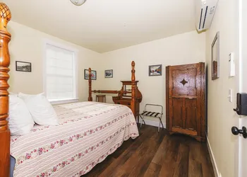 Iron Horse Inn Bed & Breakfast hotel thumbnail 7
