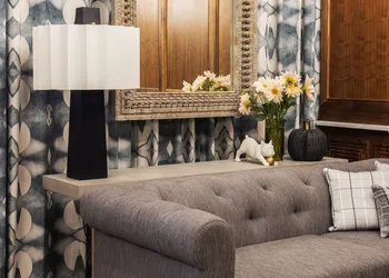 The Louis Hotel hotel thumbnail 4