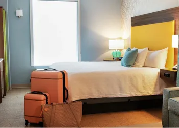 Home2 Suites By Hilton Racine hotel thumbnail 2