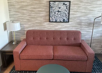 Home2 Suites By Hilton Racine hotel thumbnail 7