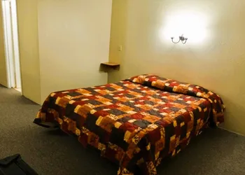 Love Hotels Kadoka by OYO at Badlands SD hotel thumbnail 8