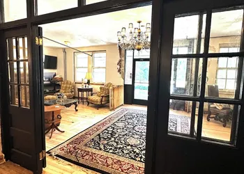 Silverton Mountain Manor hotel thumbnail 2