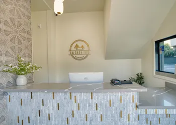 La Casa Inn hotel thumbnail 5