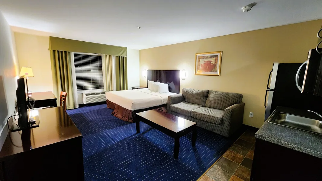 FairBridge Inn & Suites Canadian hotel detail image 6